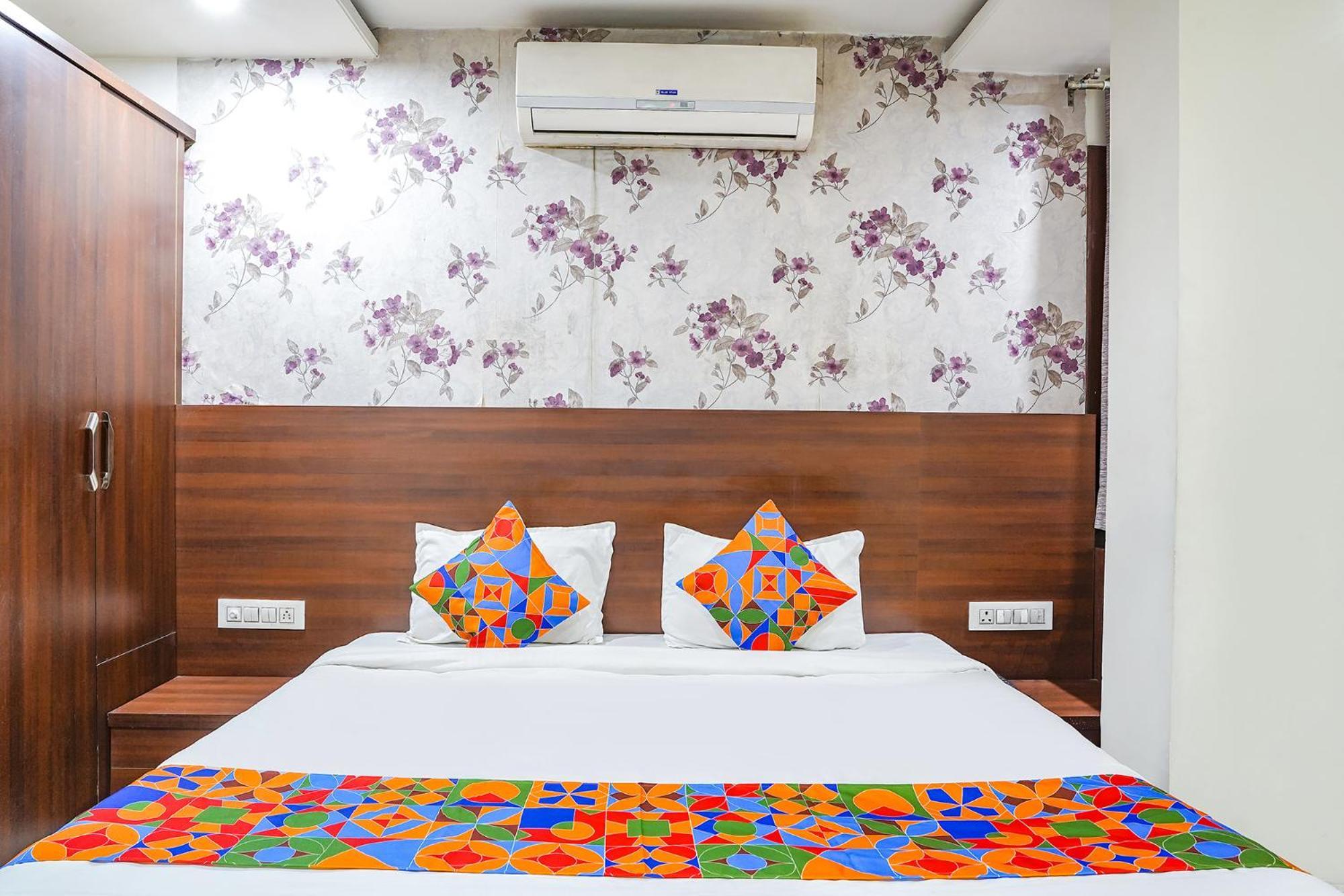 Treebo Hotel Ashirwad Bhopal Esterno foto